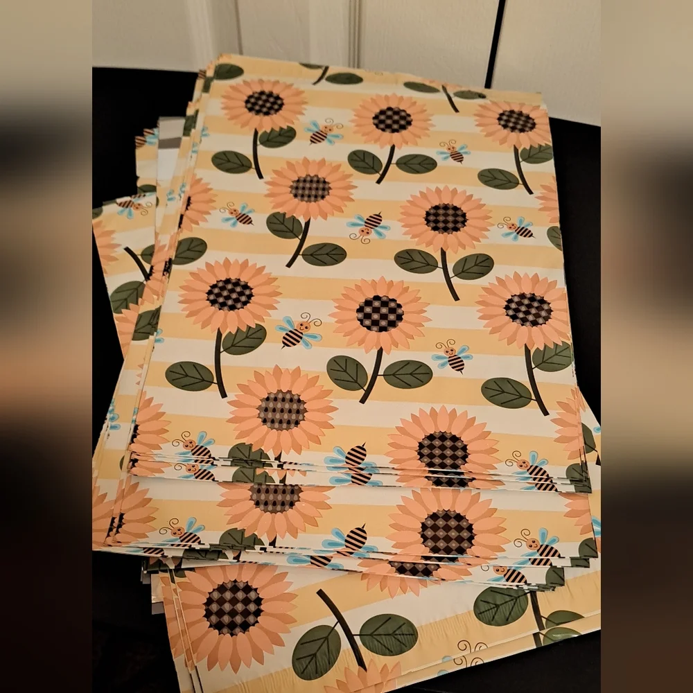 15 ct 10×13 Sunflowers and Honeybee polymailers